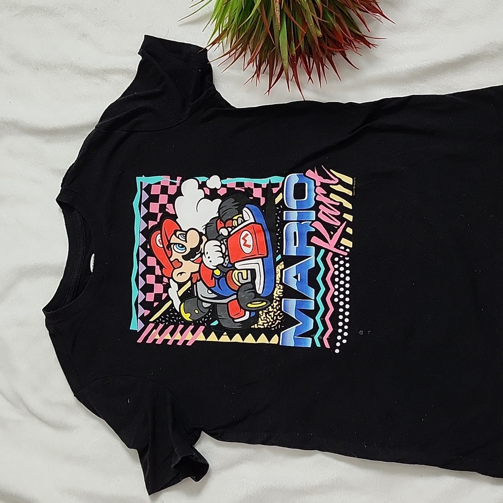 🩷🩷3/$12 Mario Kart tshirt